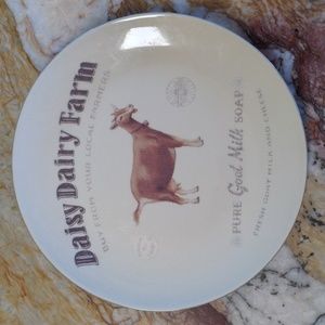 Daisy Dairy Farm plate dish - NEW